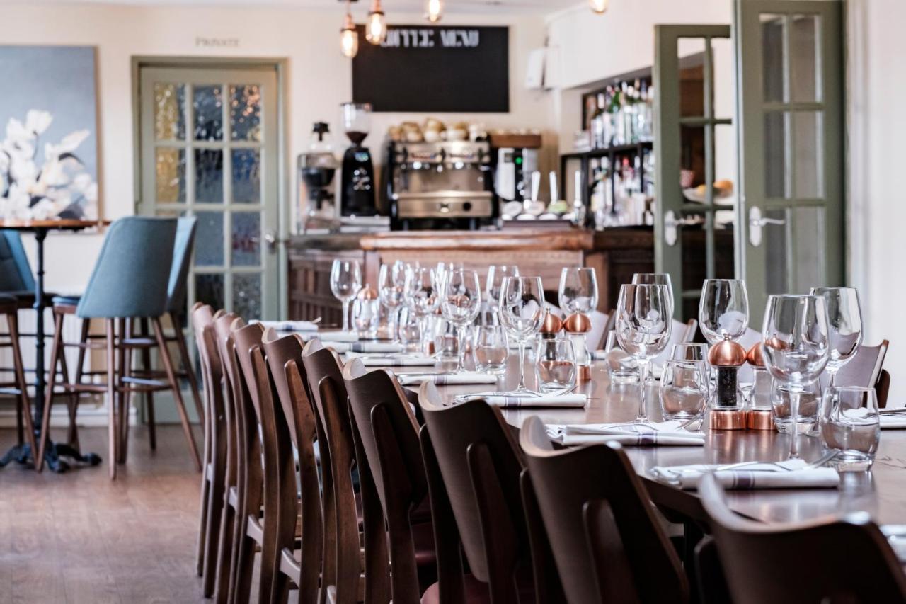 The Bower Inn Bridgwater Esterno foto Restaurant AOC
